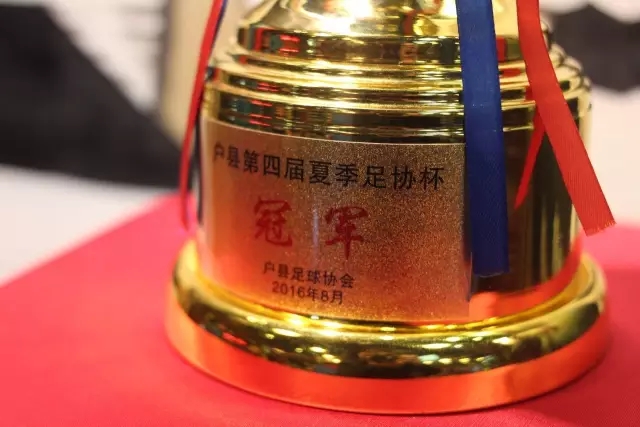 国足集训名单揭晓：山东泰山队8人入选，期待新老交替带来惊喜！